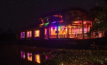 Overnight Houseboat Cruise